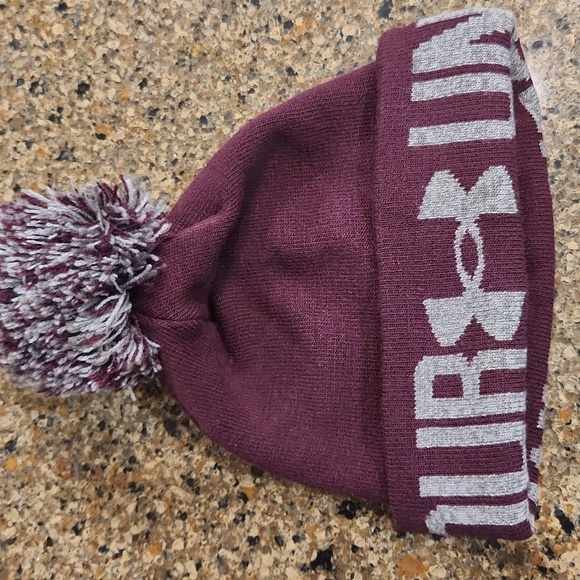 Under Armour Hat Womens - Picture 3 of 9